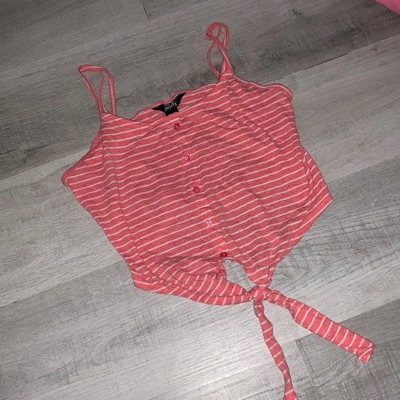 Striped Crop Top - Picture 1 of 3